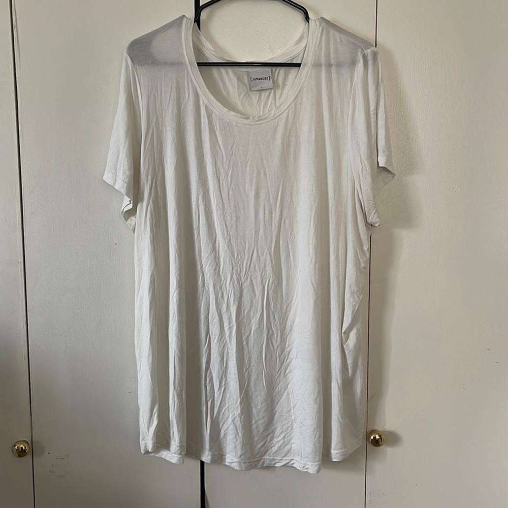 JUNAROSE. L. WHITE SHIRT